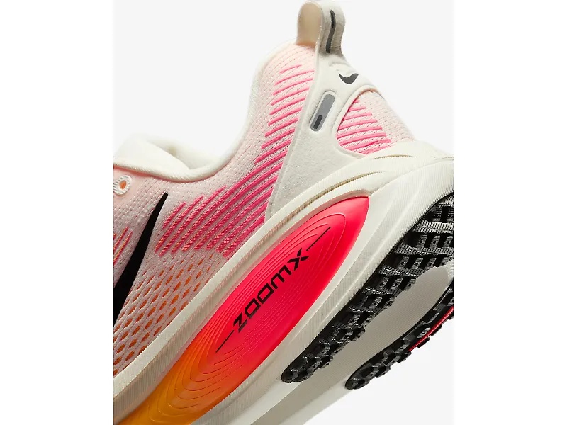 Nike Vomero 18 - 7