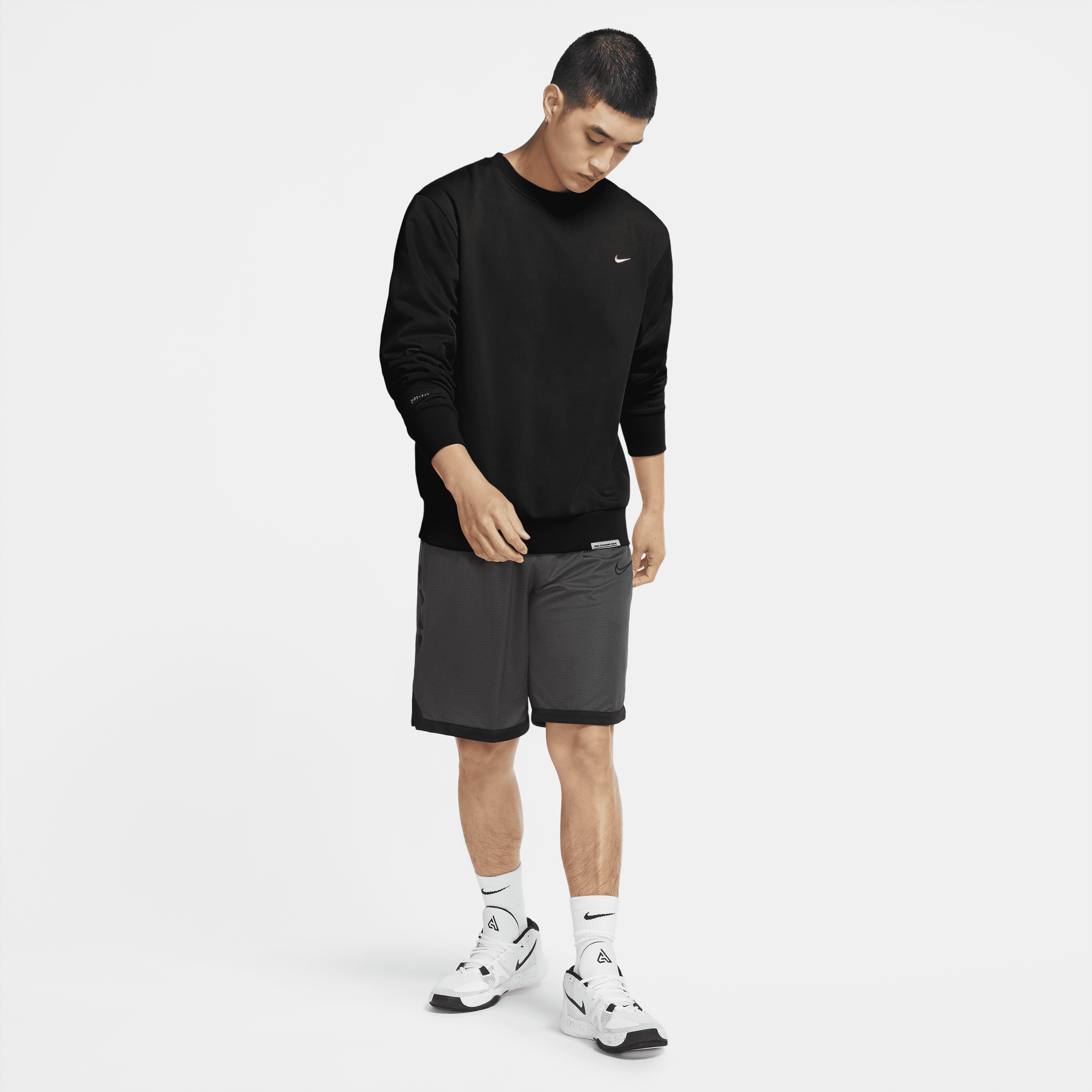 Nike Men's Standard Issue Basketball Crew - 5