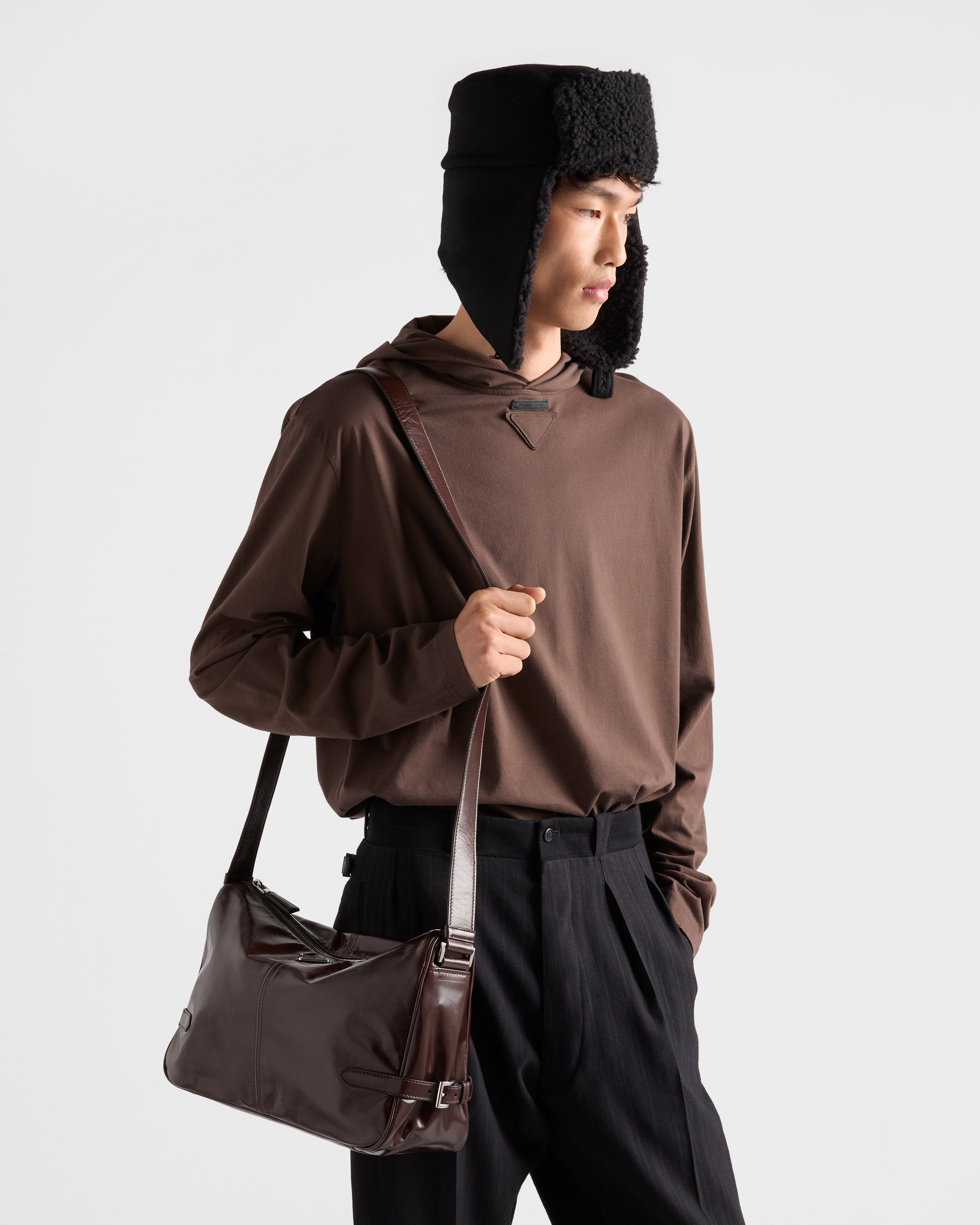 Leather shoulder bag - 8