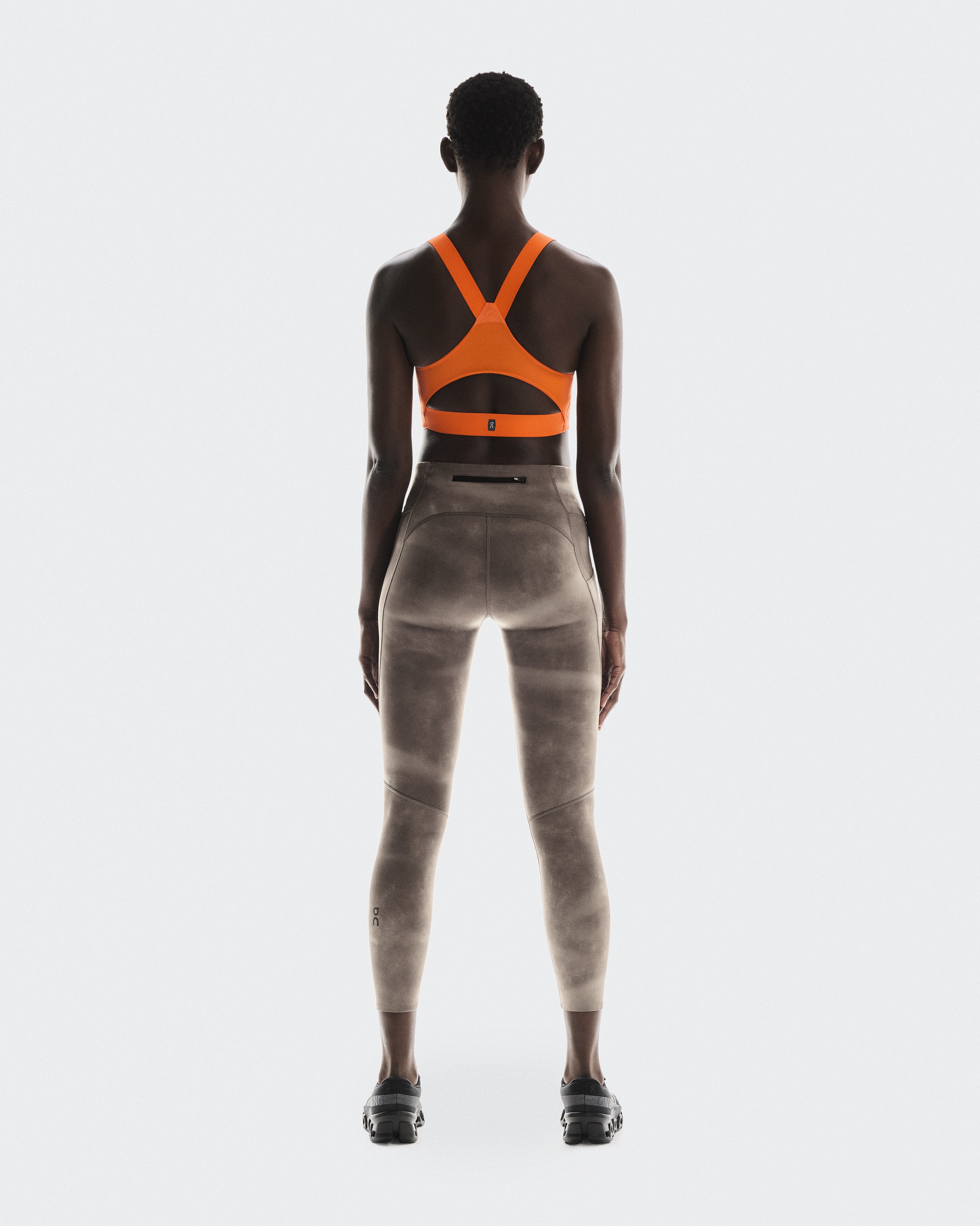 Performance Tight 7/8 AOP - 2