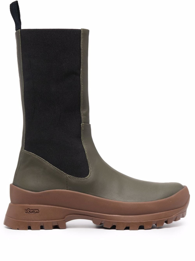 knee-length leather boots 1