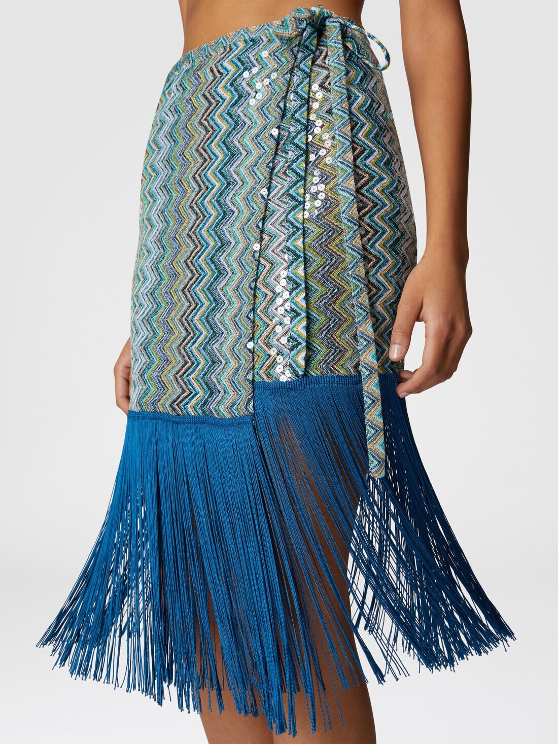 Zig zag lamé viscose sarong skirt with sequins and fringes - 5