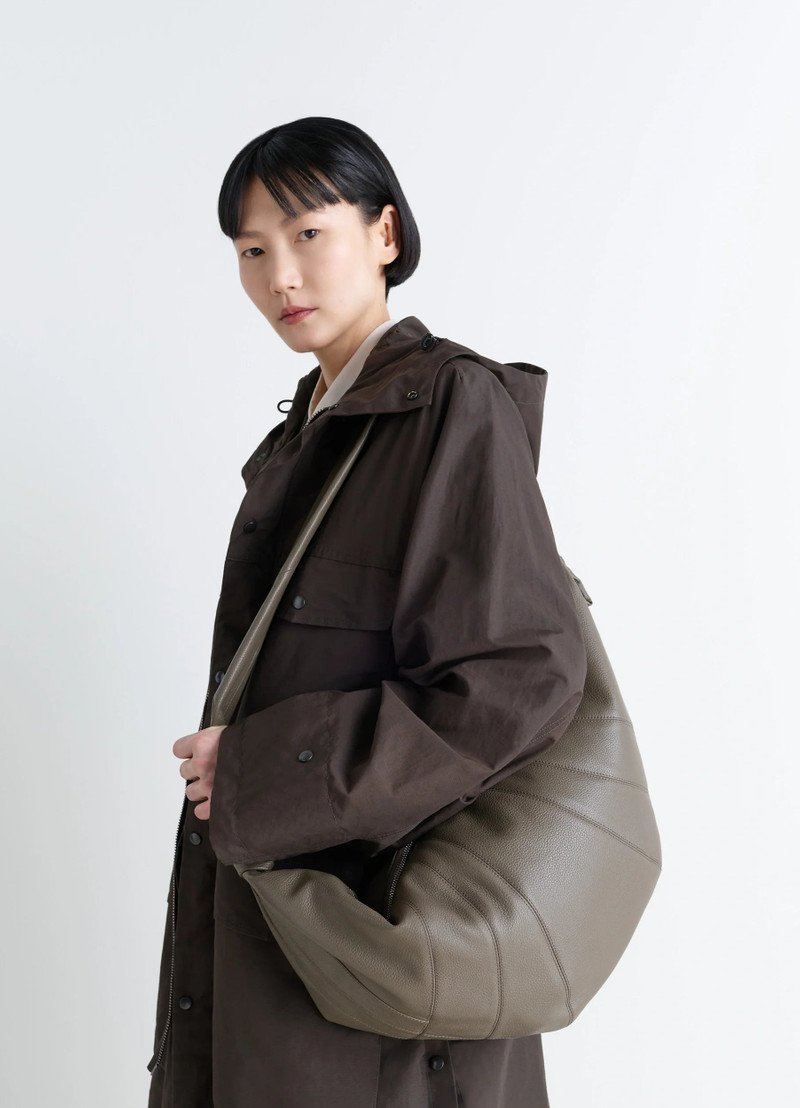 Lemaire LARGE CROISSANT BAG outlook