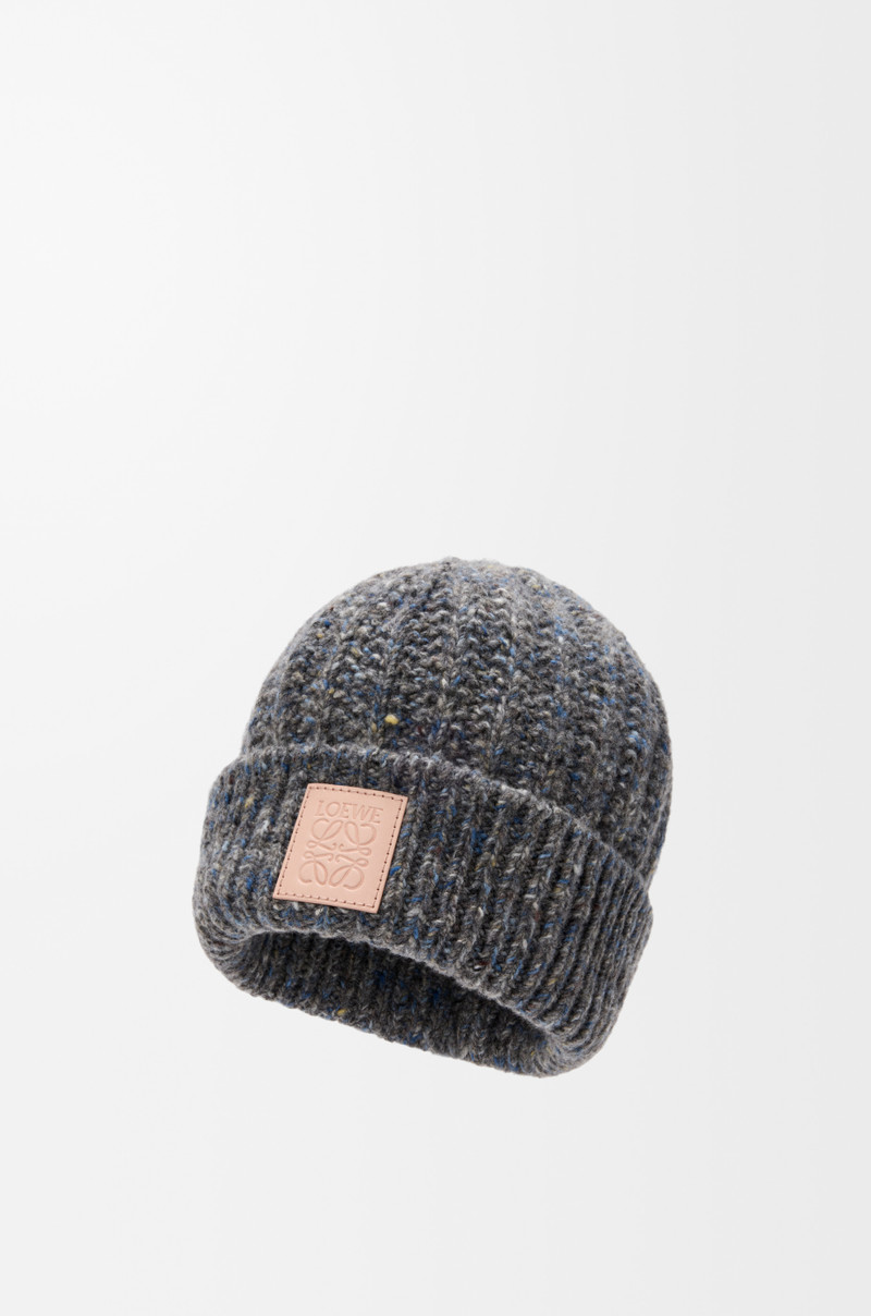 Loewe Beanie in wool and cashmere blend outlook