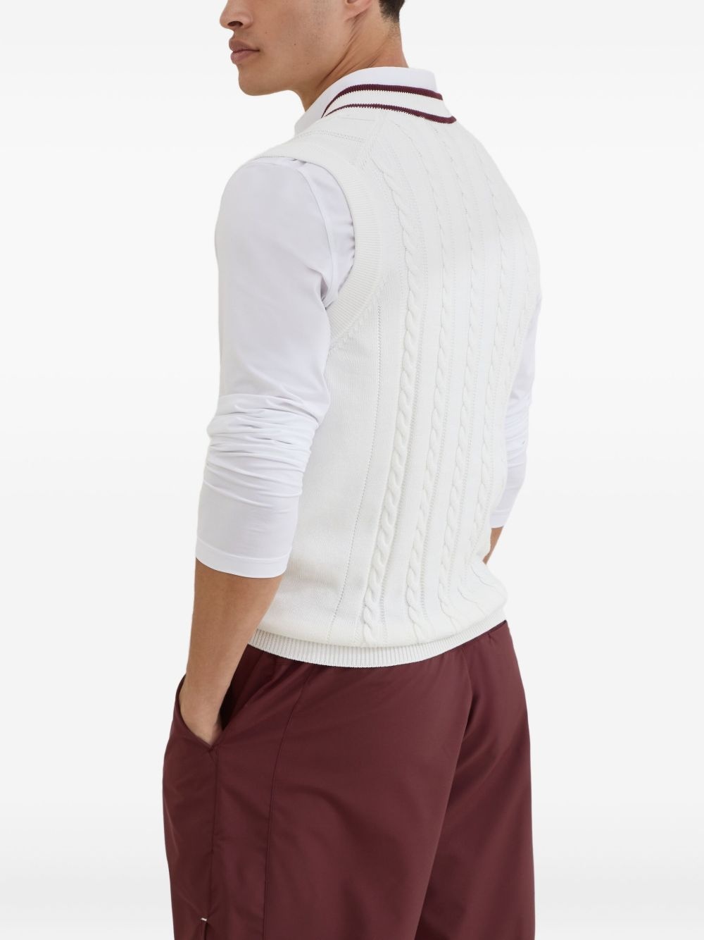 cable-knit V-neck vest - 5