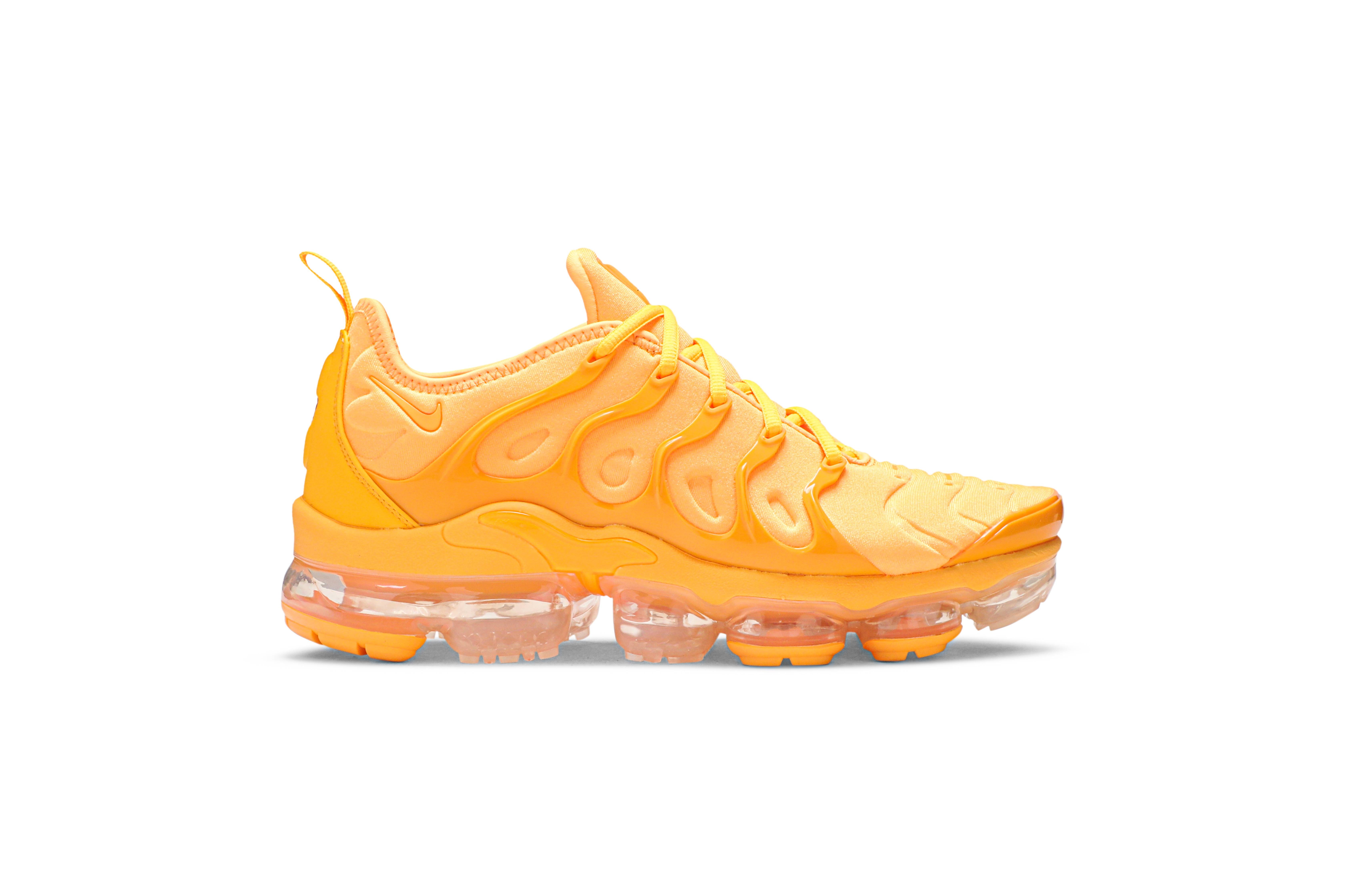 Wmns Air VaporMax Plus 'Orange' - 1