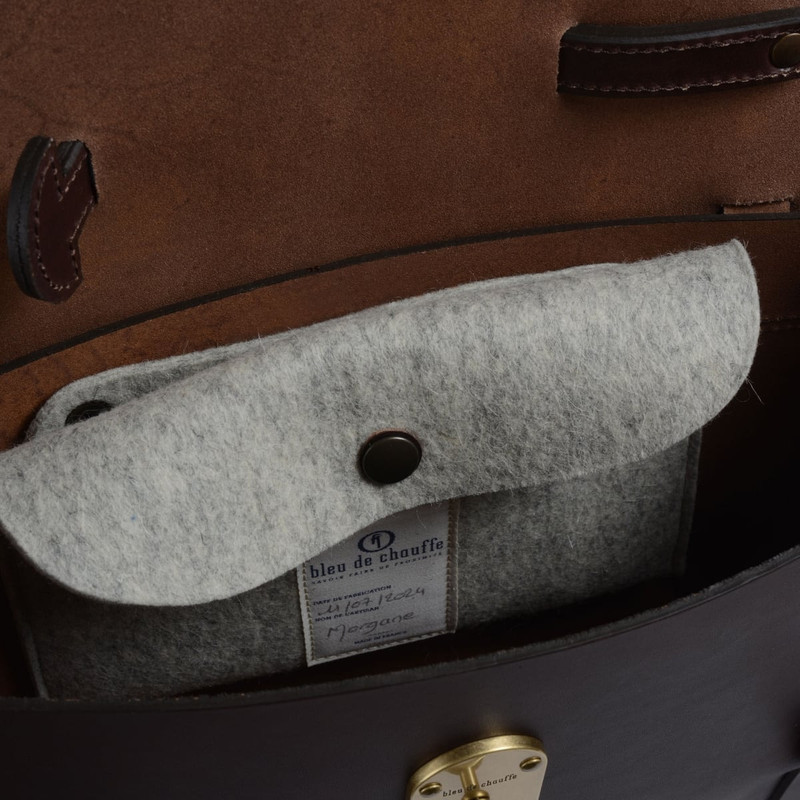 SCOTT, THE WRITER'S SATCHEL BAG  -  PAIN BRÛLÉ 5