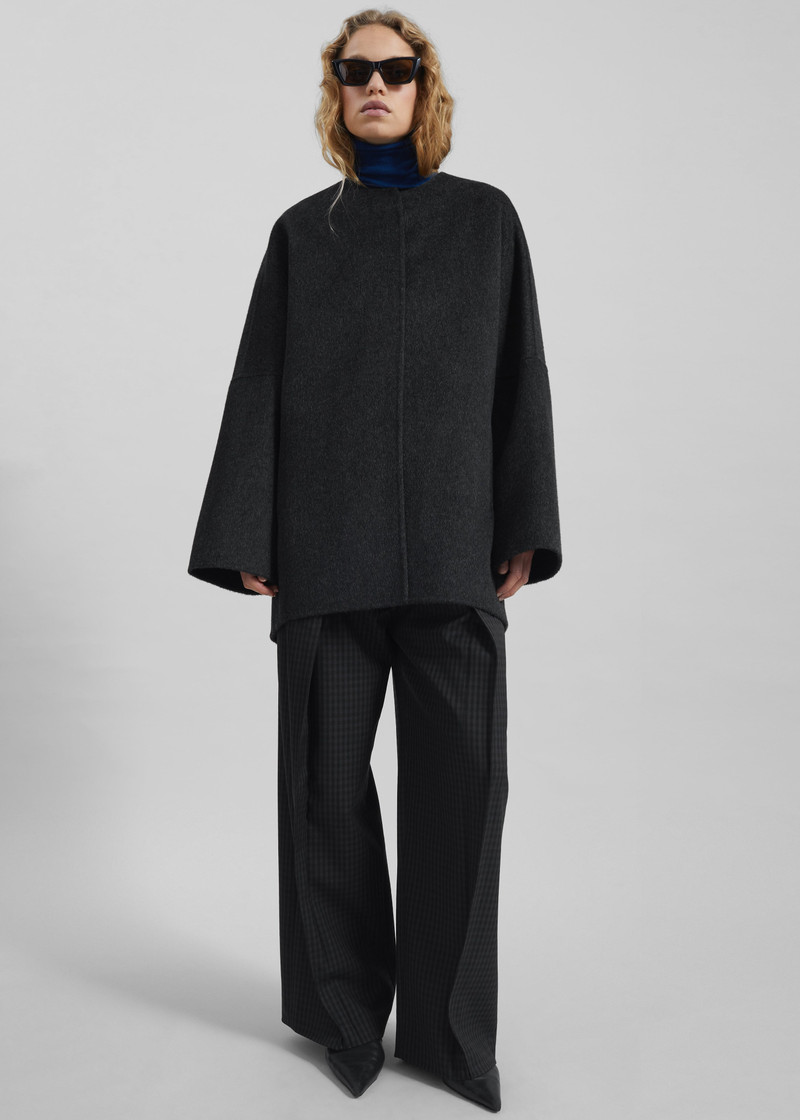 Altdorf Wool Coat - Charcoal 3