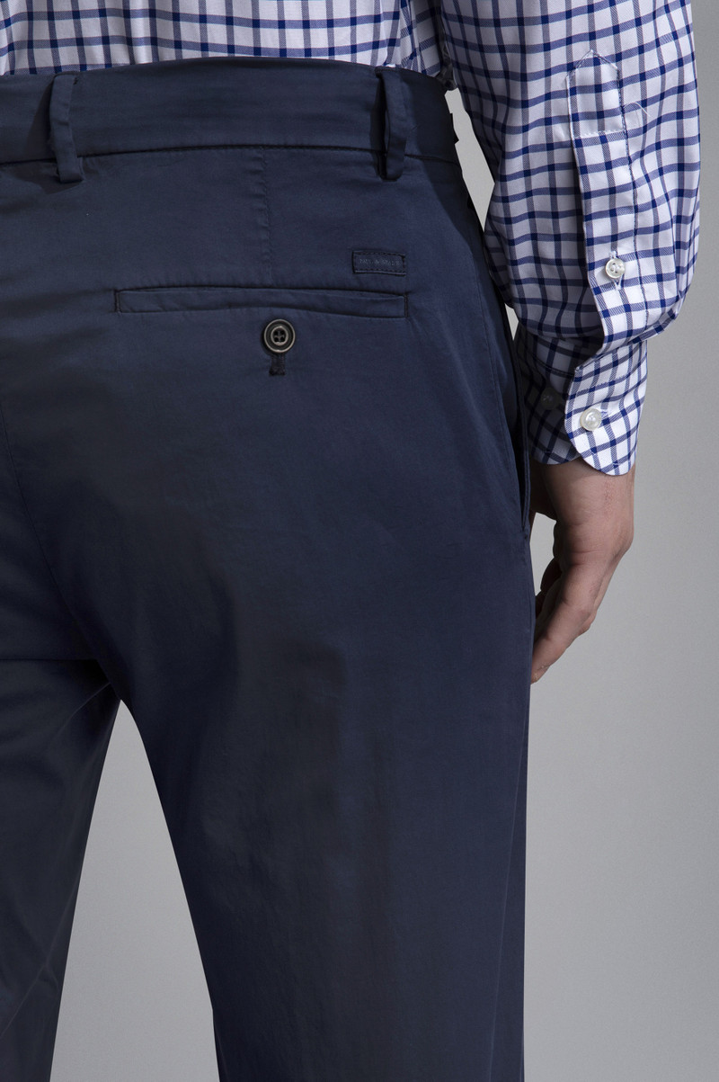 SILK AND STRETCH COTTON CHINO TROUSERS 4