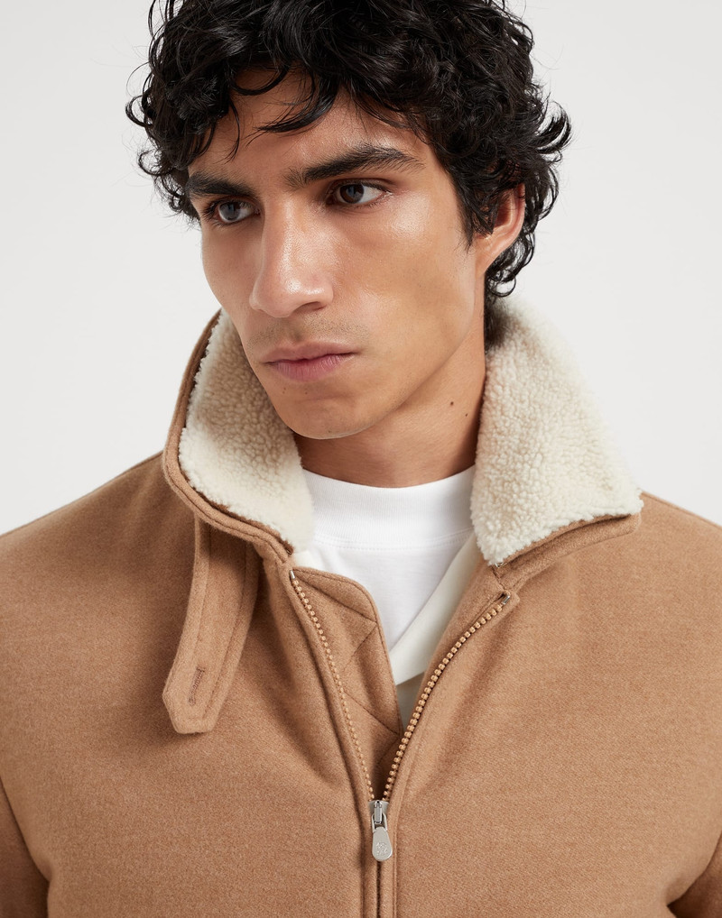Lightweight water-resistant cashmere bomber jacket with detachable shearling insert and Thermore® pa 3