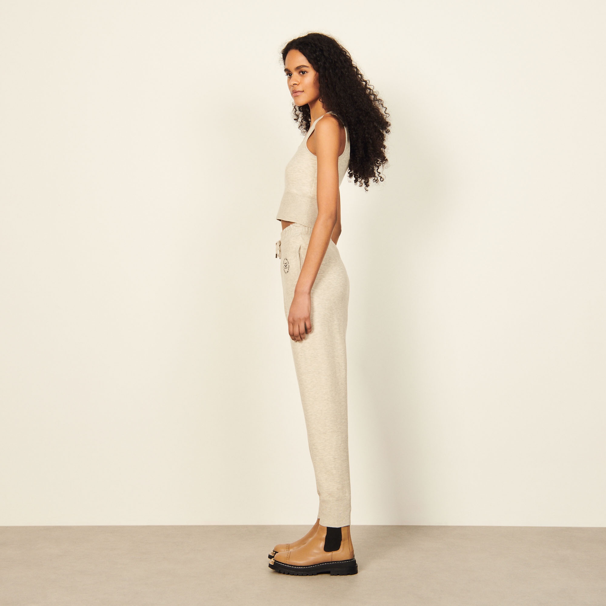 Knit jogging bottoms with embroidery - 3