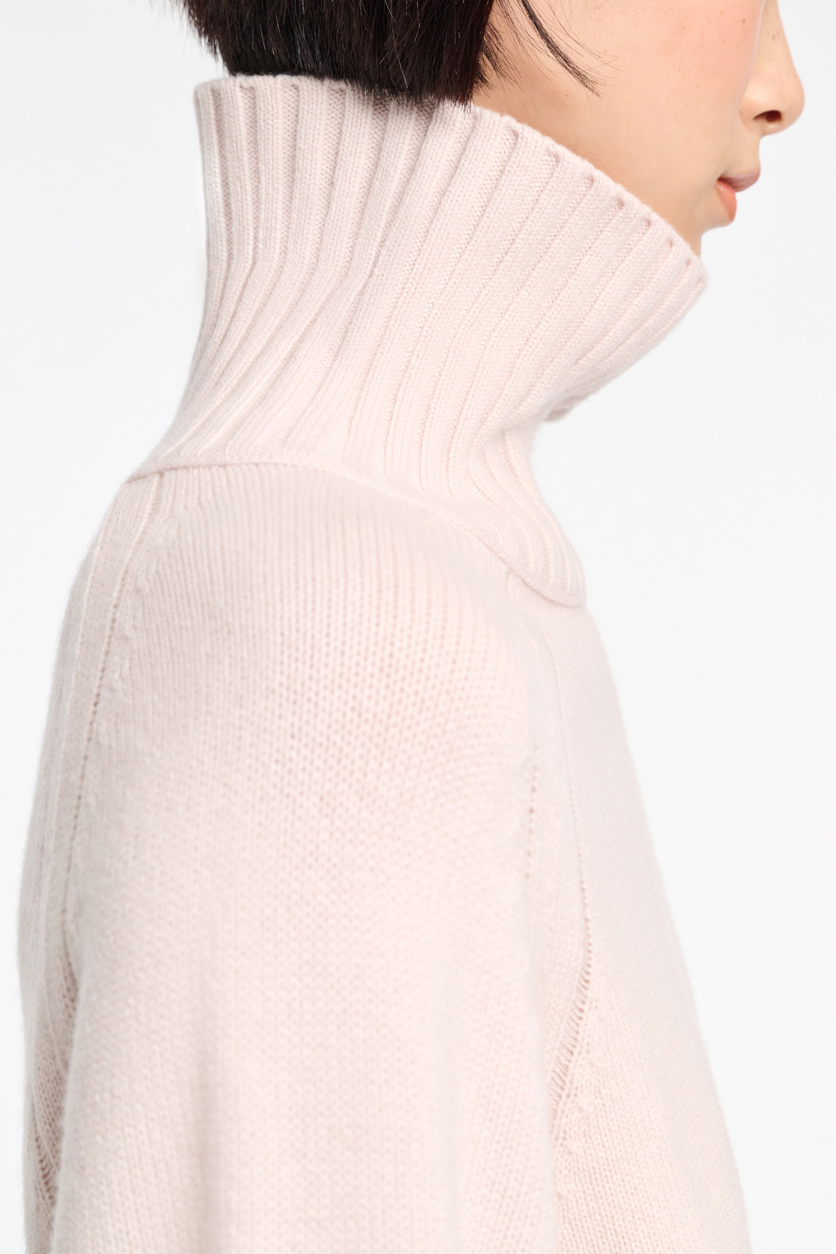 BOLD VOLUMES pullover - 7