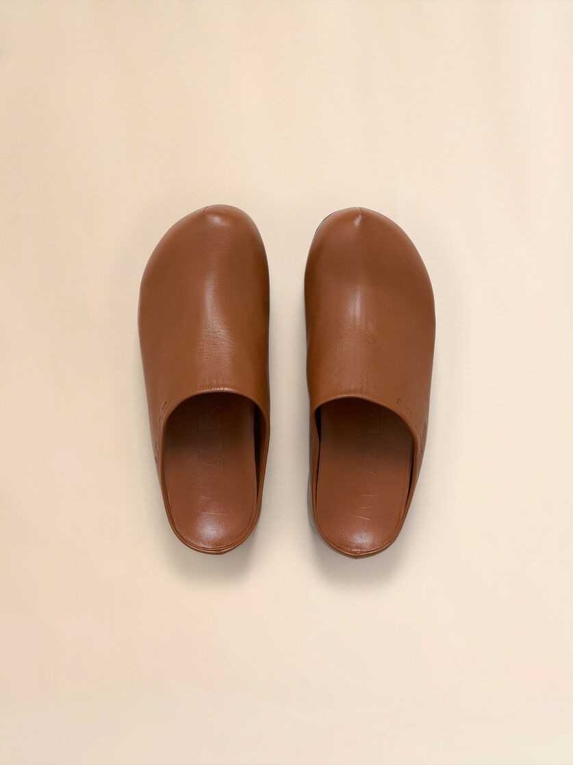 BROWN LEATHER CHUNKY CLOG SABOT - 4