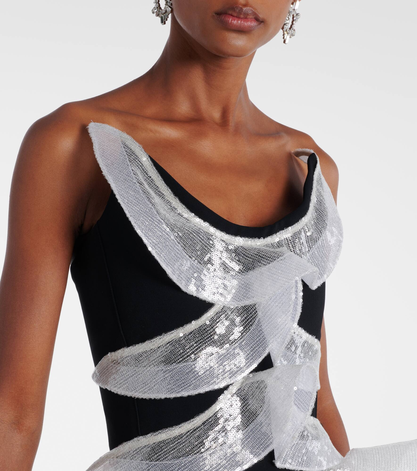 Refraction sequined ruffled gown - 4