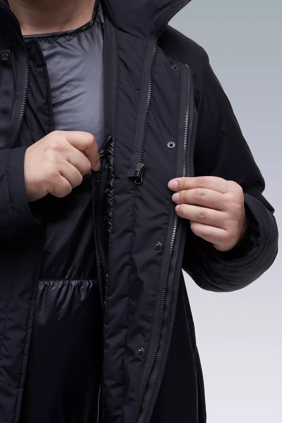 J99-WS 2L Gore-Tex Infinium™ Windstopper® Climashield® Coat Black - 25