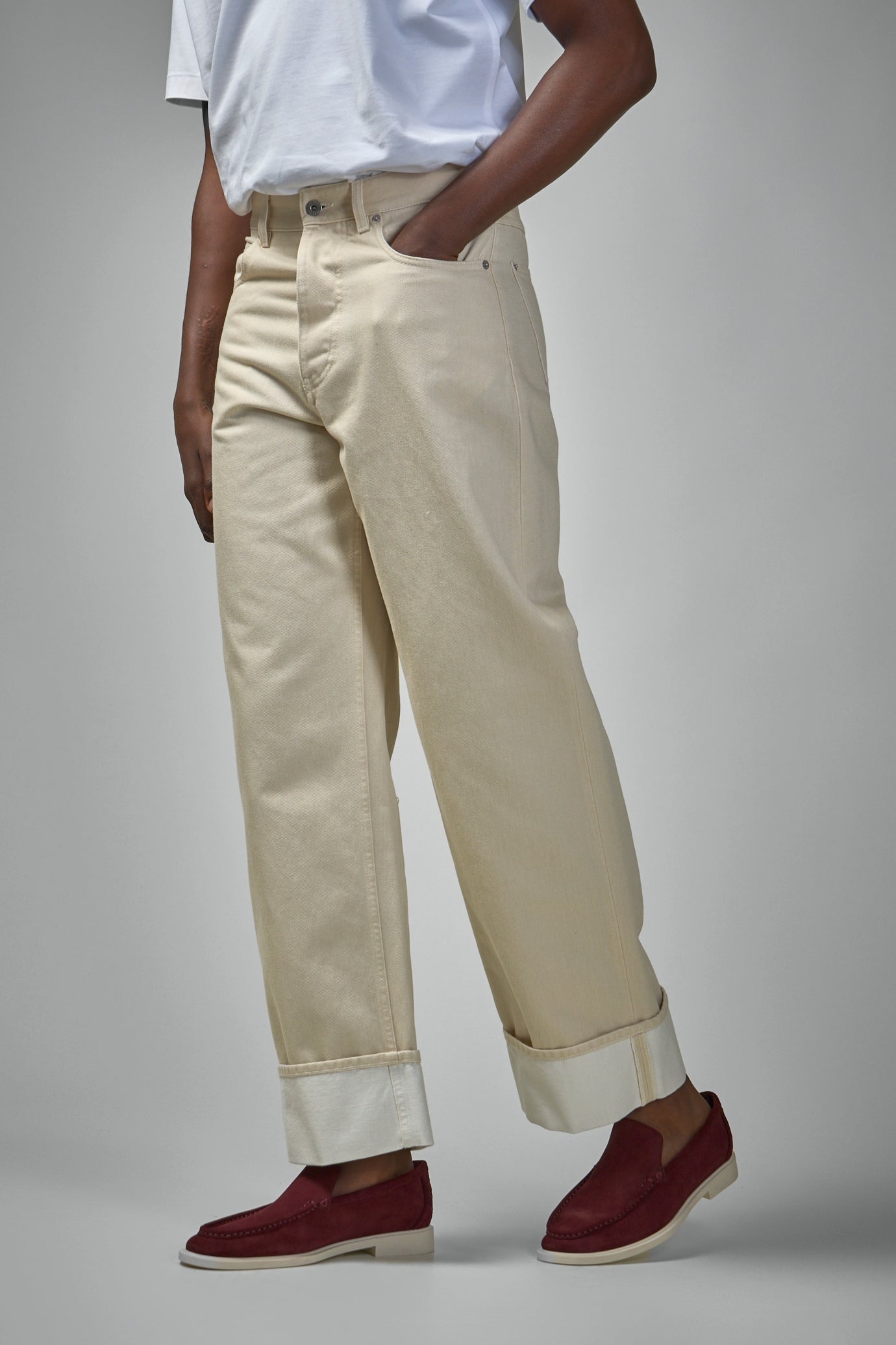 Colored Turned Up Jeans - 4