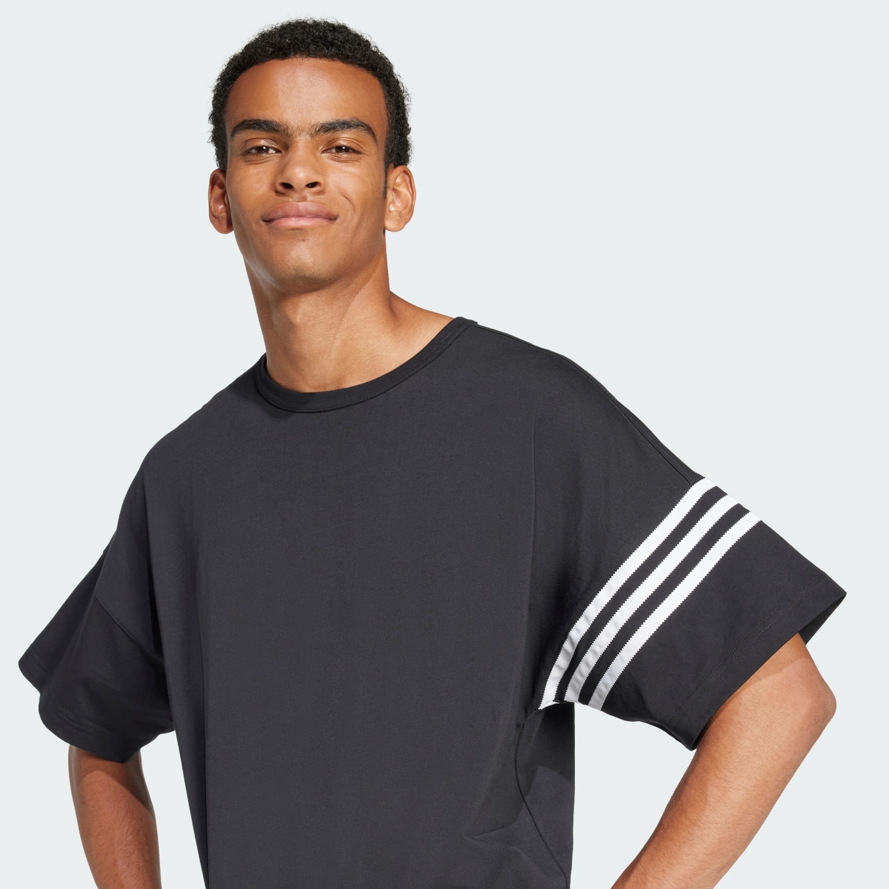 Neuclassics Tee - 5