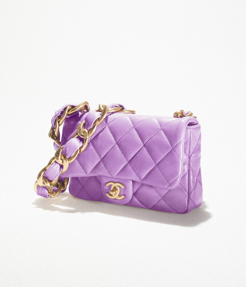 CHANEL Small Flap Bag outlook