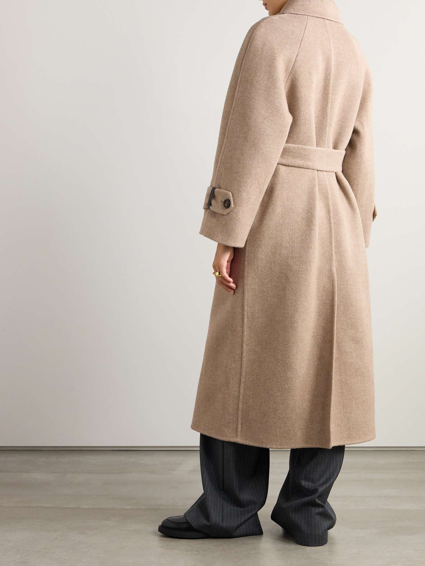 Belted herringbone wool and cashmere-blend coat - 4