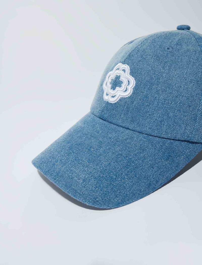 Denim cap with clover logo 3
