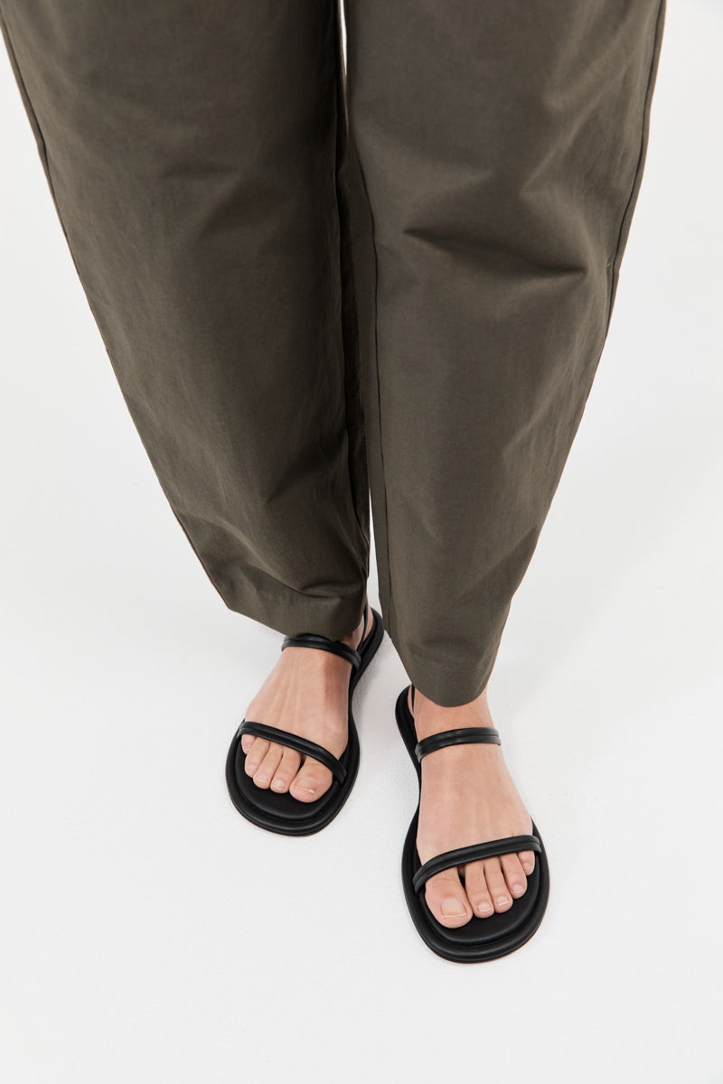Fine Strap Sandal - Black - 4