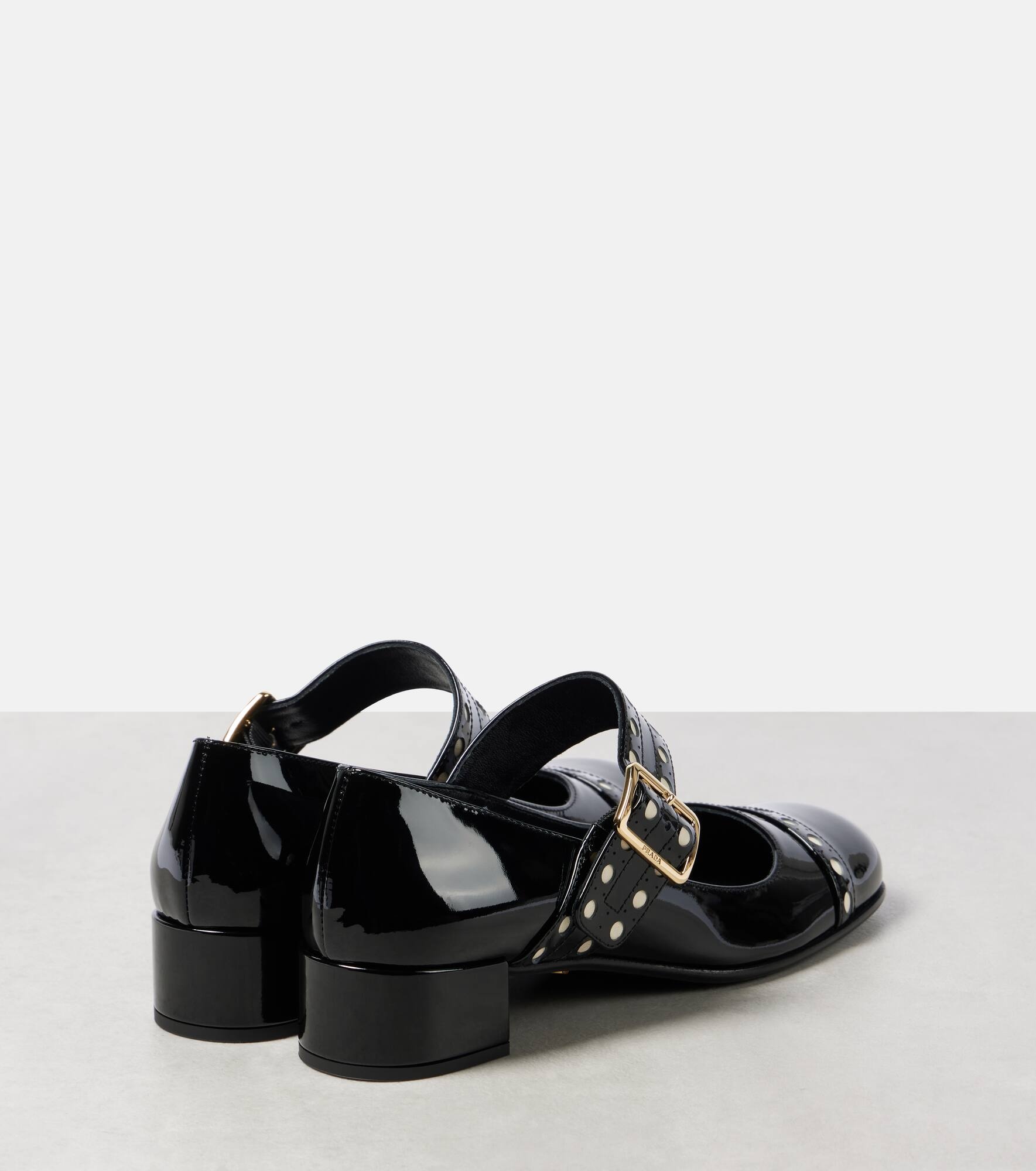 35 patent leather Mary Jane pumps - 2