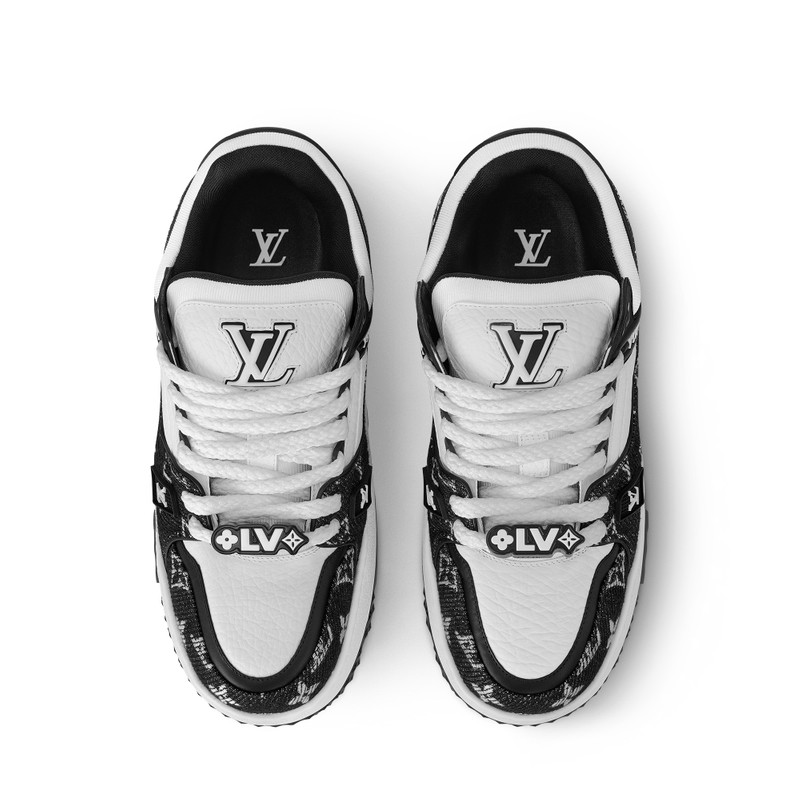 LV Trainer Maxi Sneaker 3