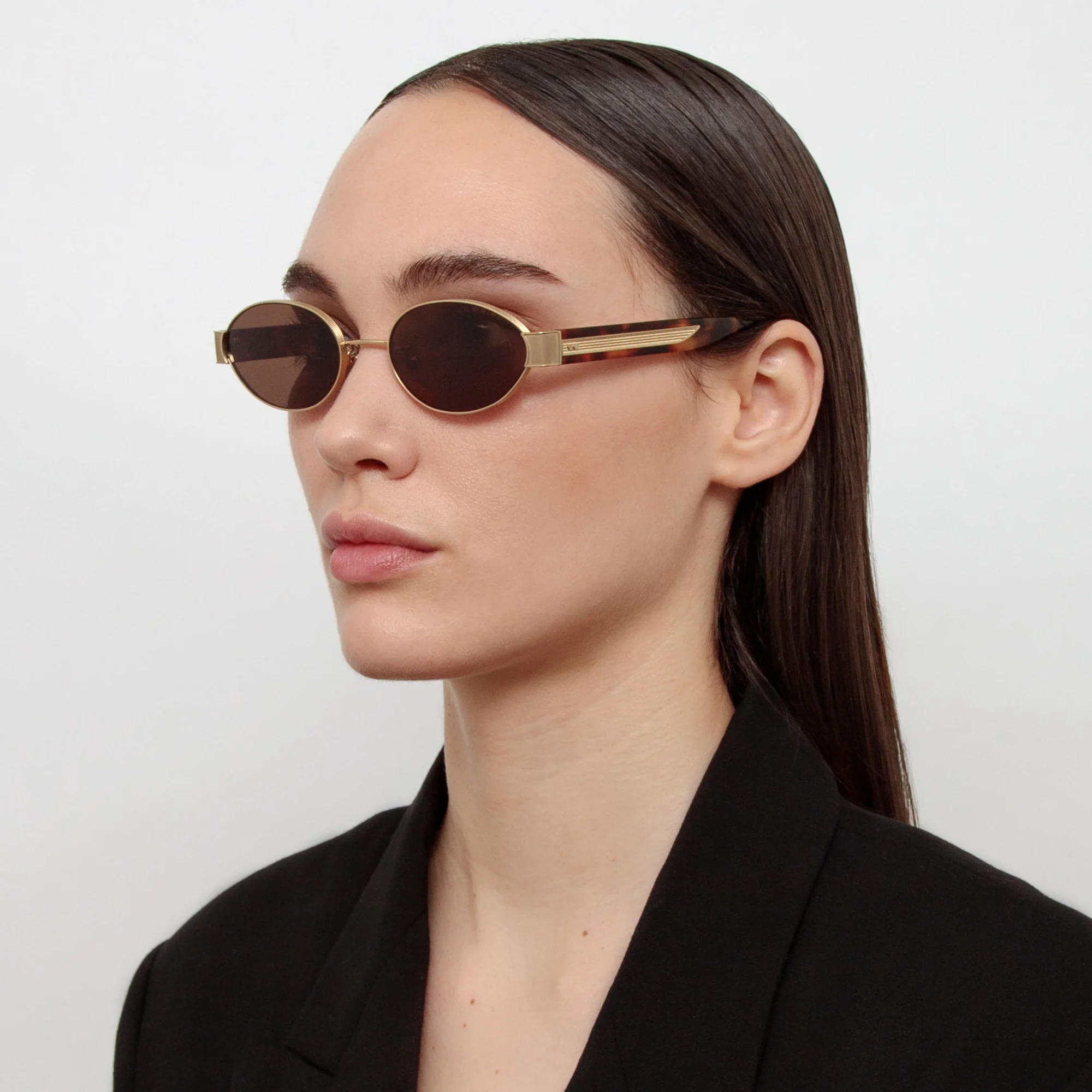 New Linda‎ Farrow x The Attico Berta Oval Sunglasses Sand Amber Made in Japan LINDA FARROW SADIE OVAL SUNGLASSES IN LIGHT GOLD  main image 3