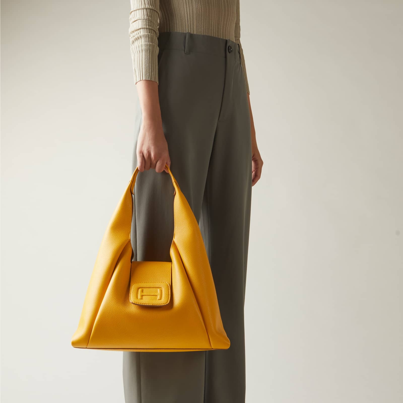 Hogan H-Bag Hobo Bag Medium - 6