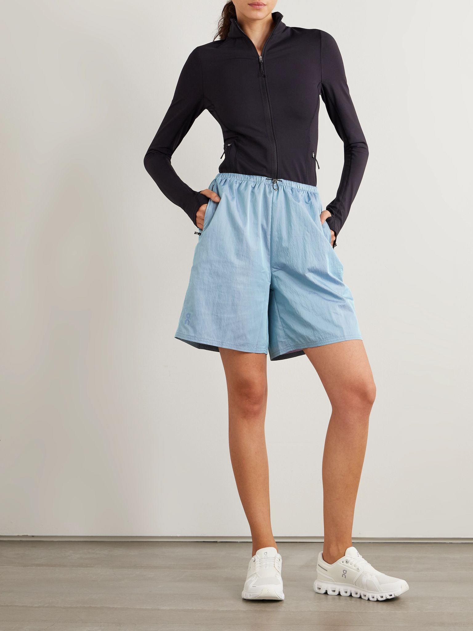+ Zendaya Gloria iridescent recycled-shell shorts Blue - 2