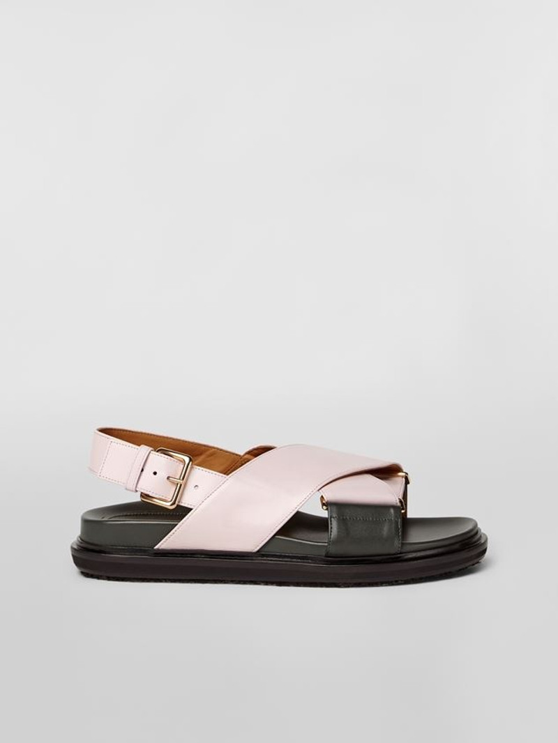 CRISS-CROSS FUSSBETT IN BLUE AND POWDER CALFSKIN 1