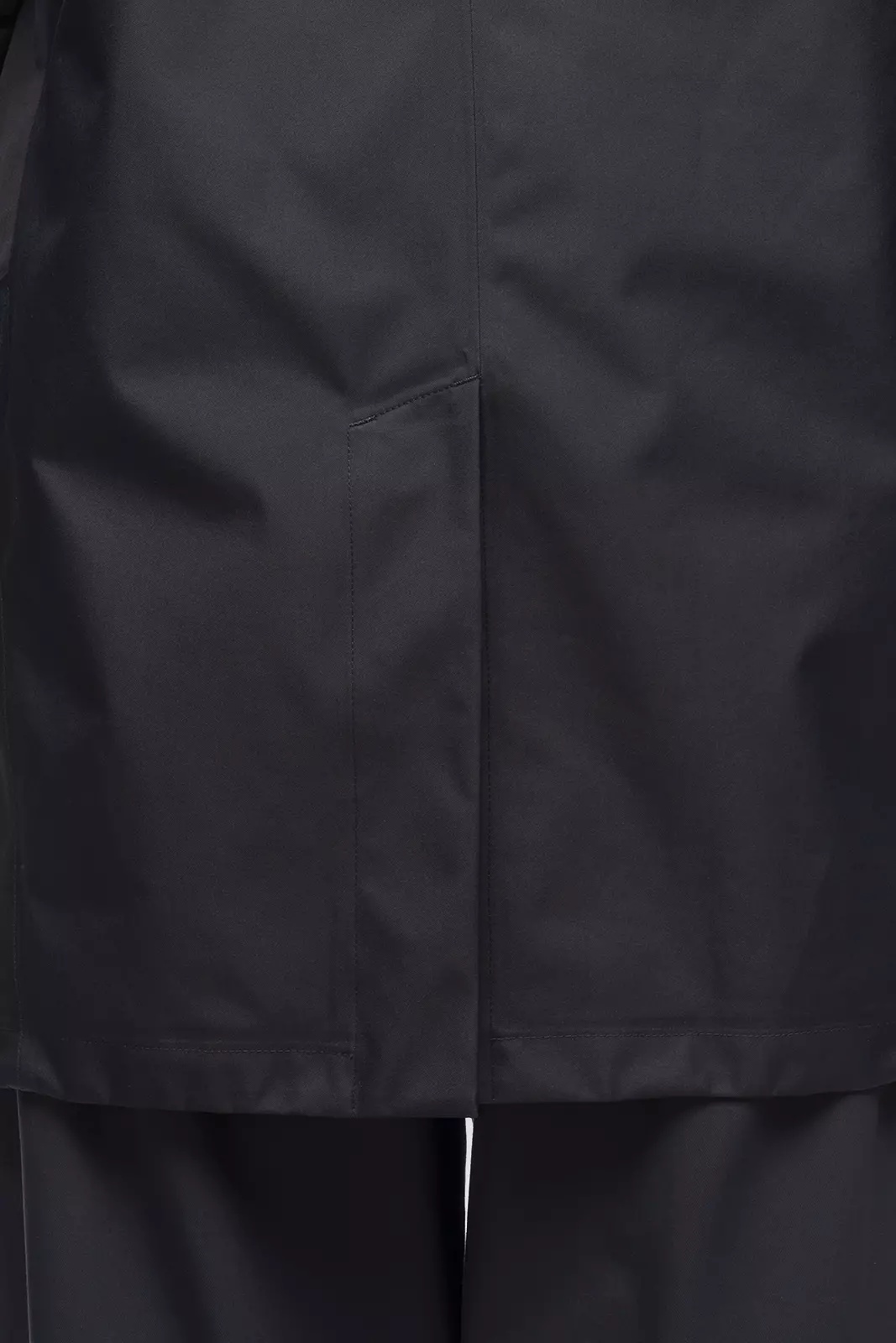 J103-GTV 2.5L Gore-Tex® Coat Black - 26