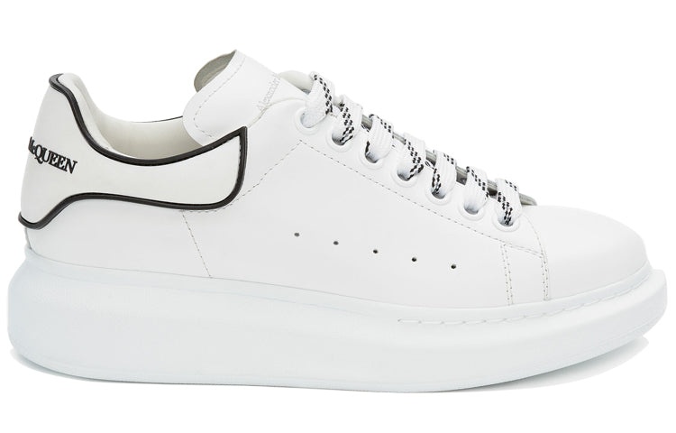 (WMNS) Alexander McQueen Oversized Sneaker 'White Black' 621056WHXMT9074 - 2