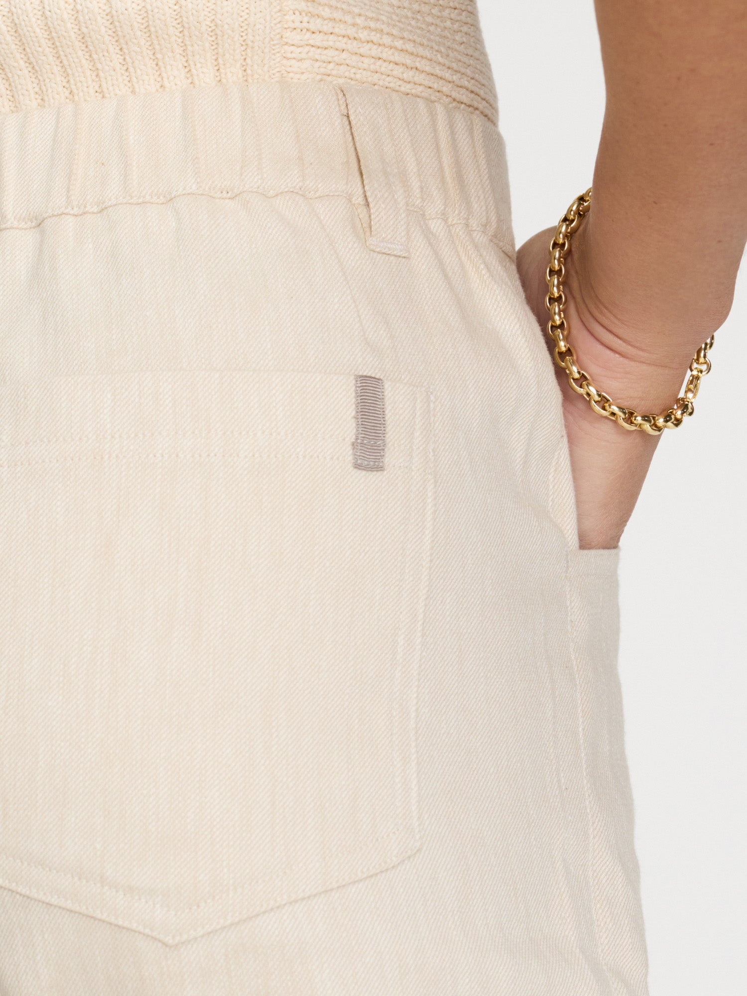 The Pippa Cuffed Short - 6