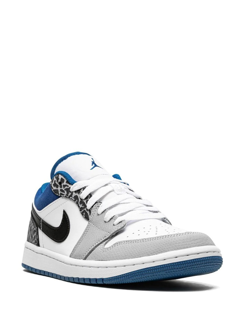 Jordan Jordan 1 Low SE "True Blue" sneakers outlook