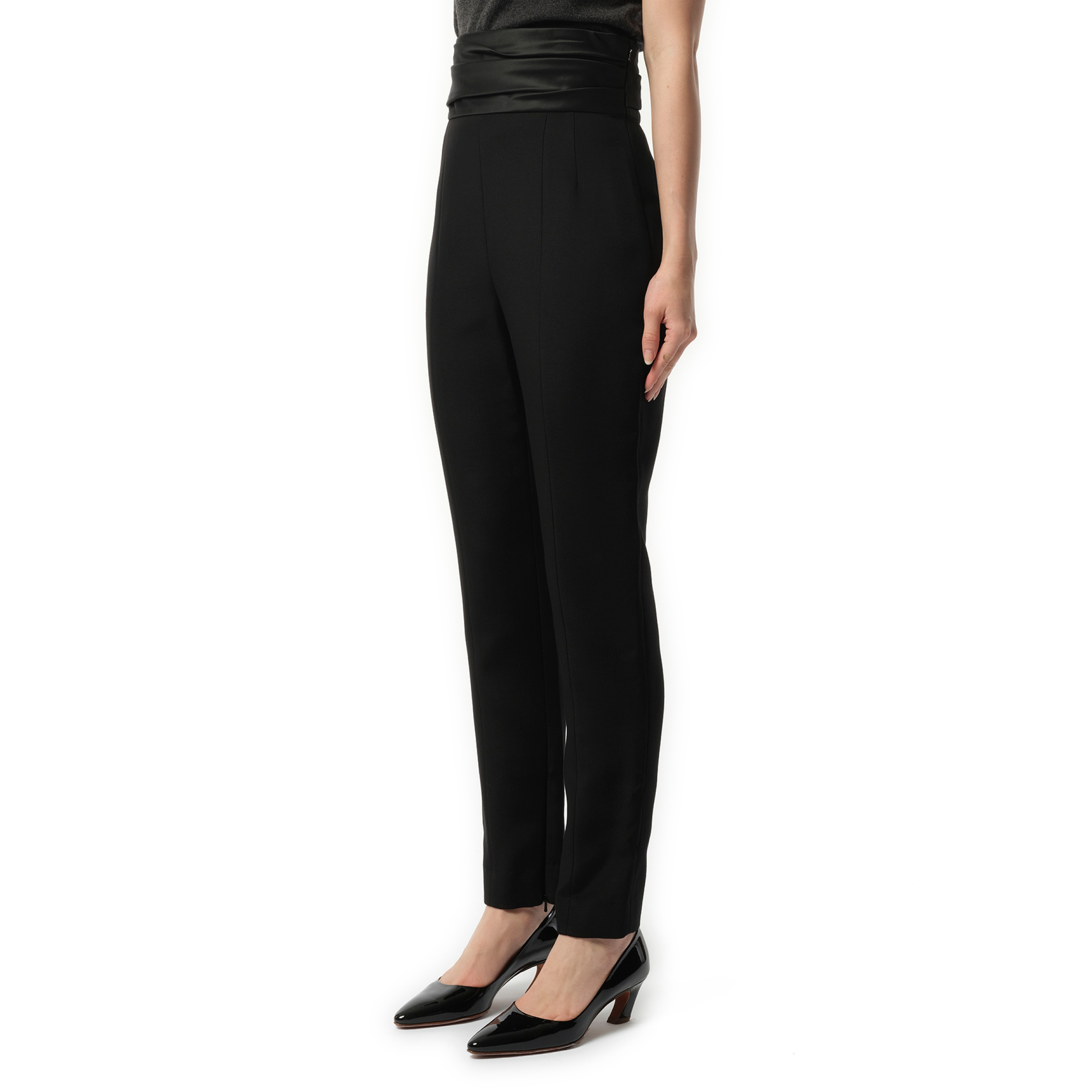 Lenro Pants in Black - 5