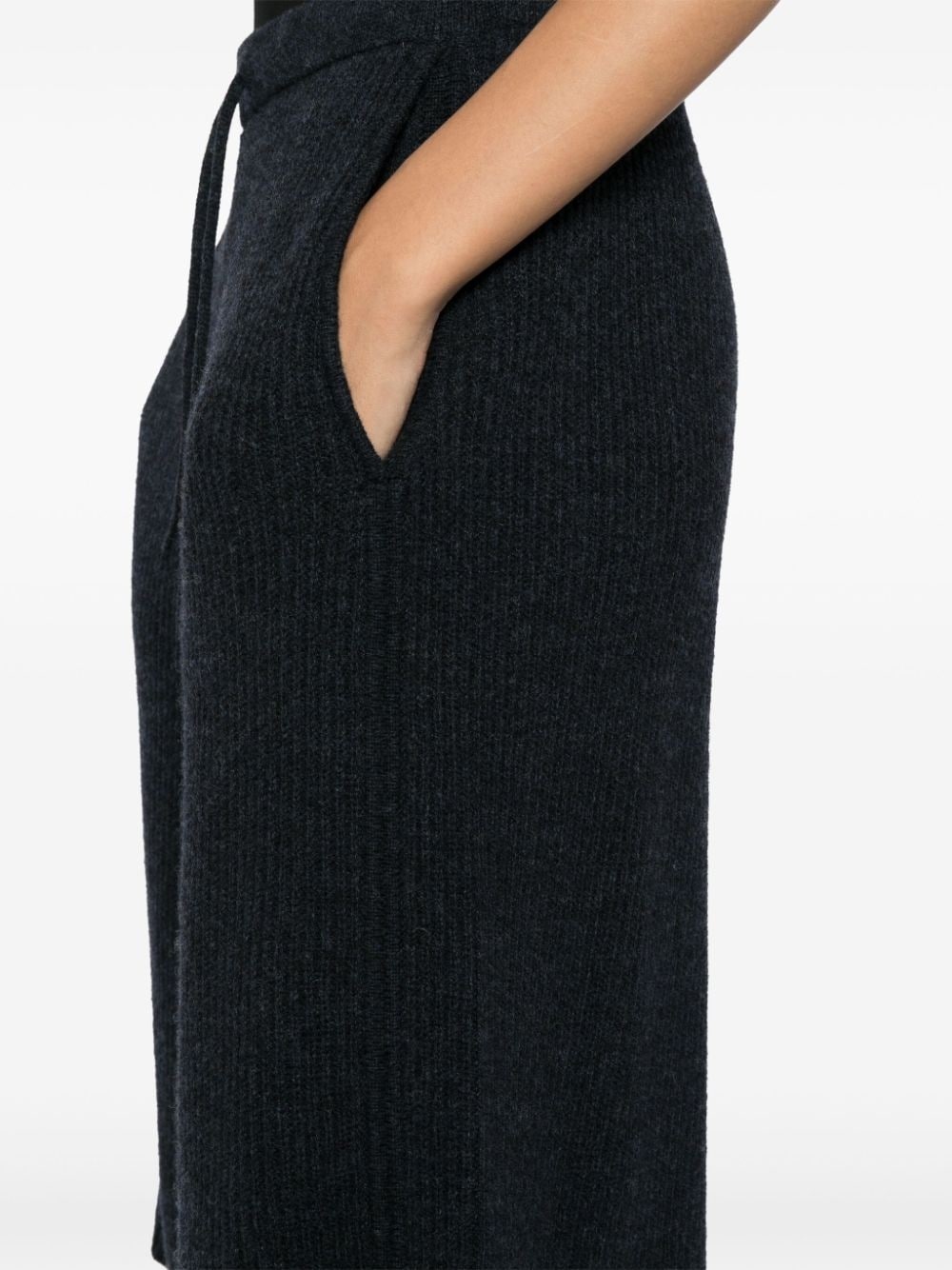 bermuda wool shorts - 5