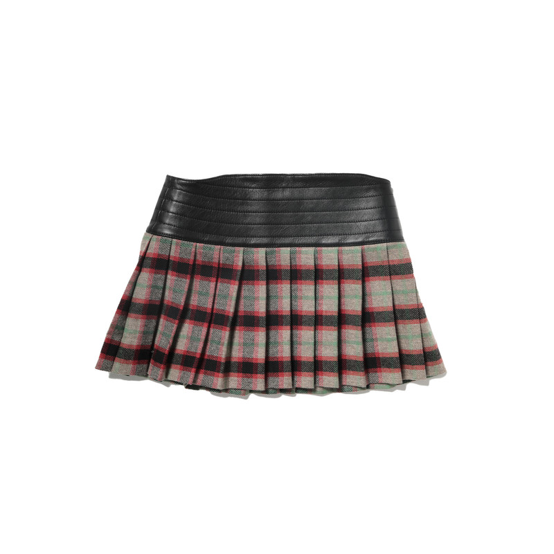 Enfants Riches Déprimés DOG IN RESTRAINT SKIRT outlook