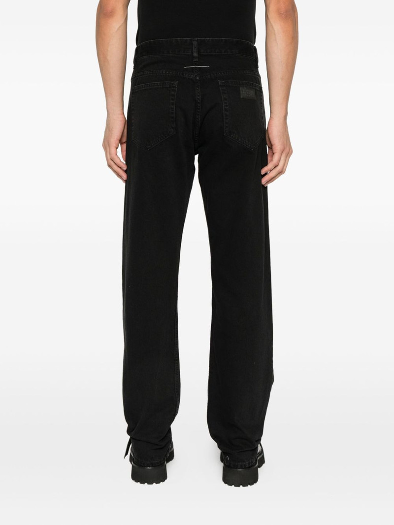 button-fastening jeans 4