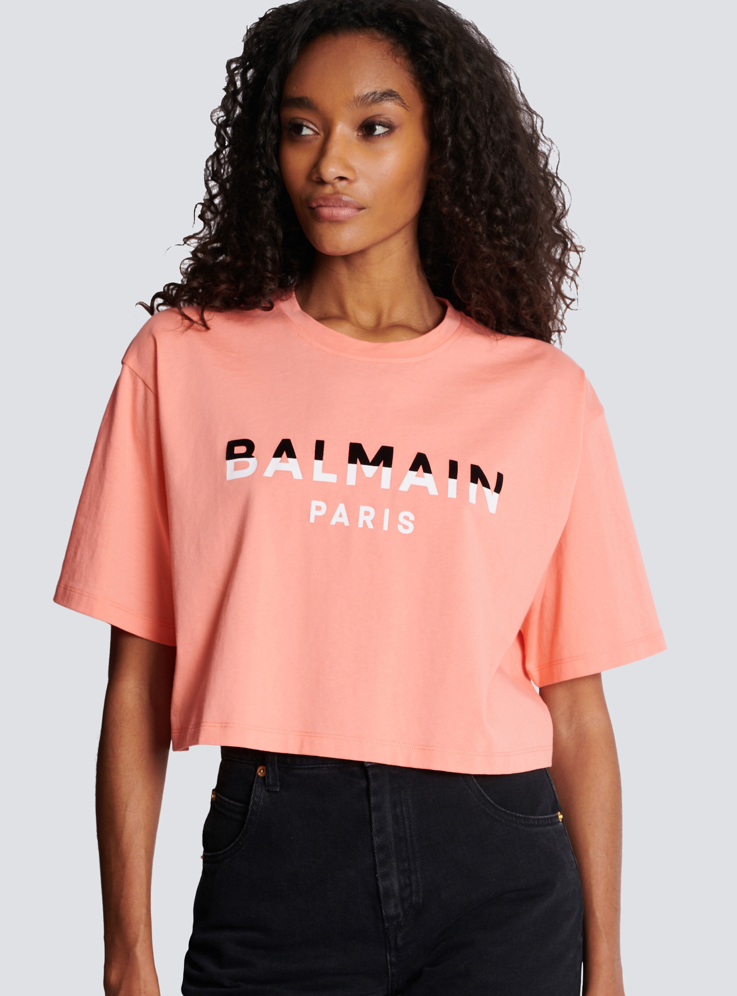 Flocked Balmain Paris cropped T-Shirt - 6