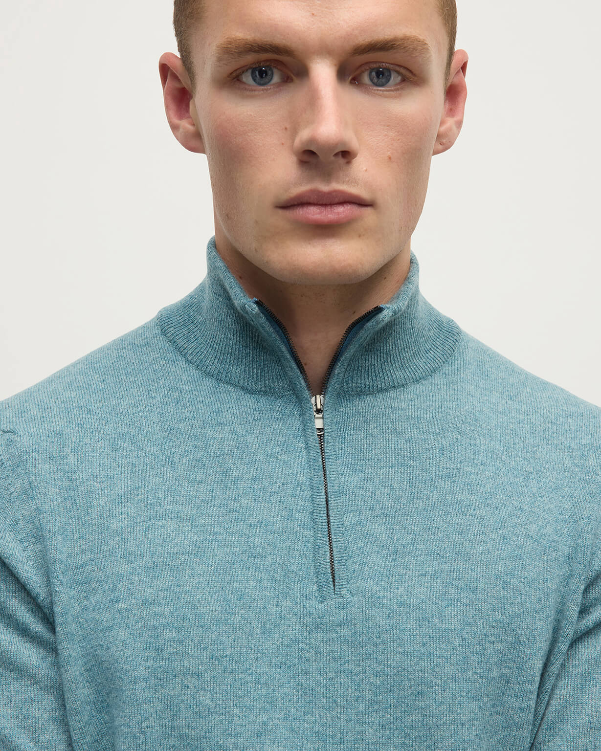 Classic Cashmere Green Zip Neck Jumper - 5