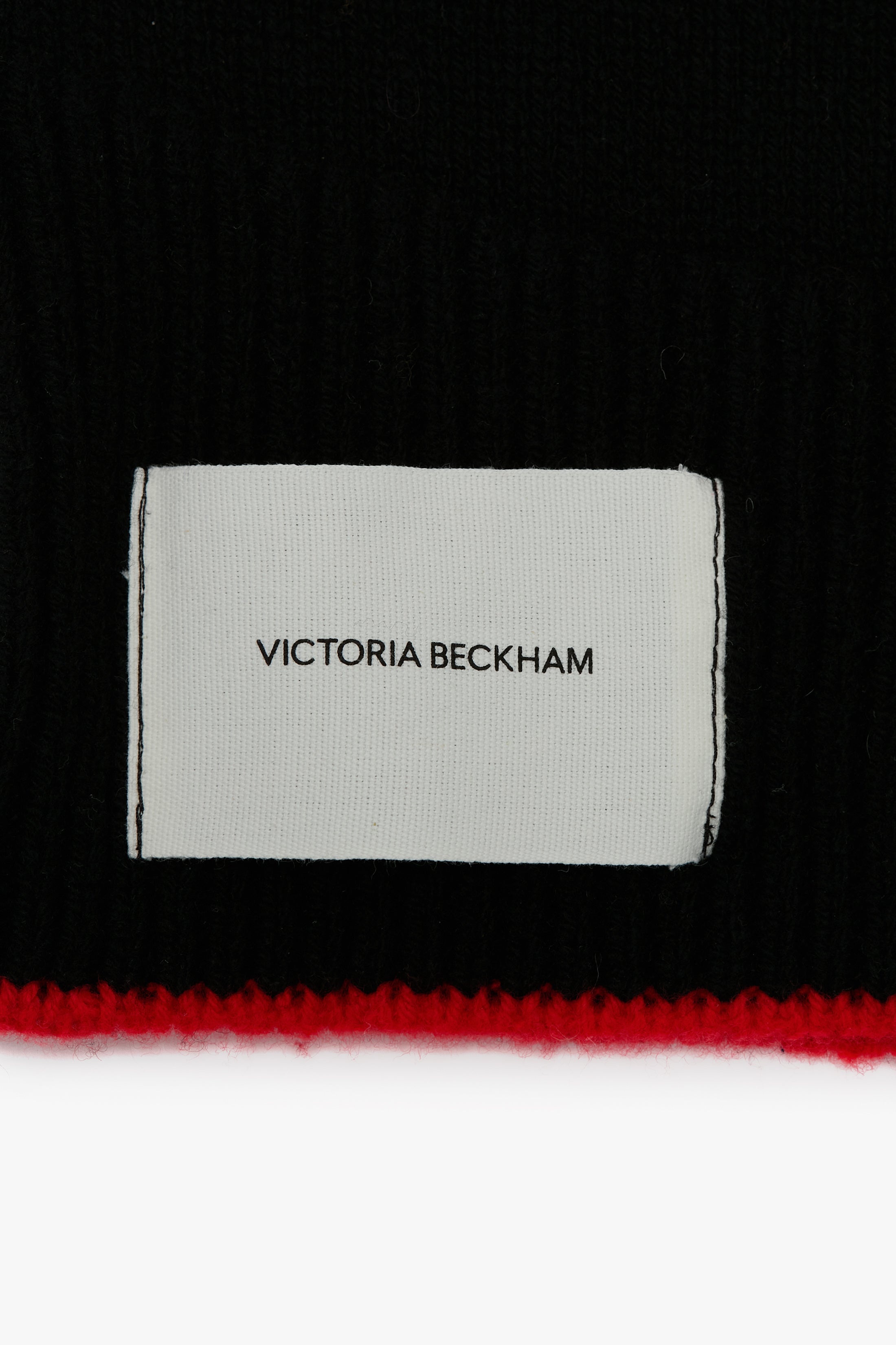 Knitted Hood In Black-Red - 3