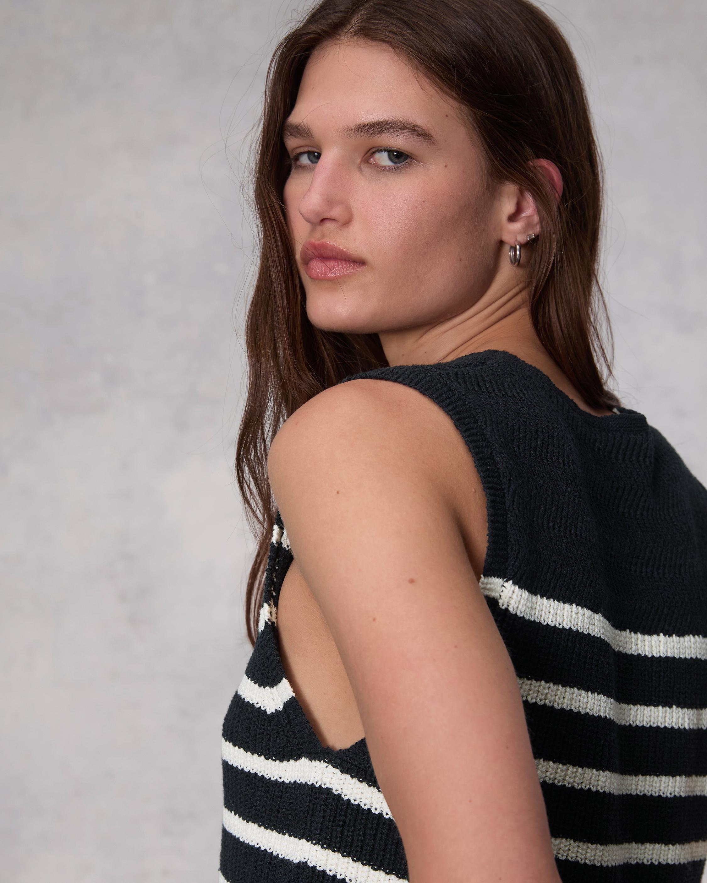 Jen Striped Cotton Sweater Vest
Relaxed Fit - 6