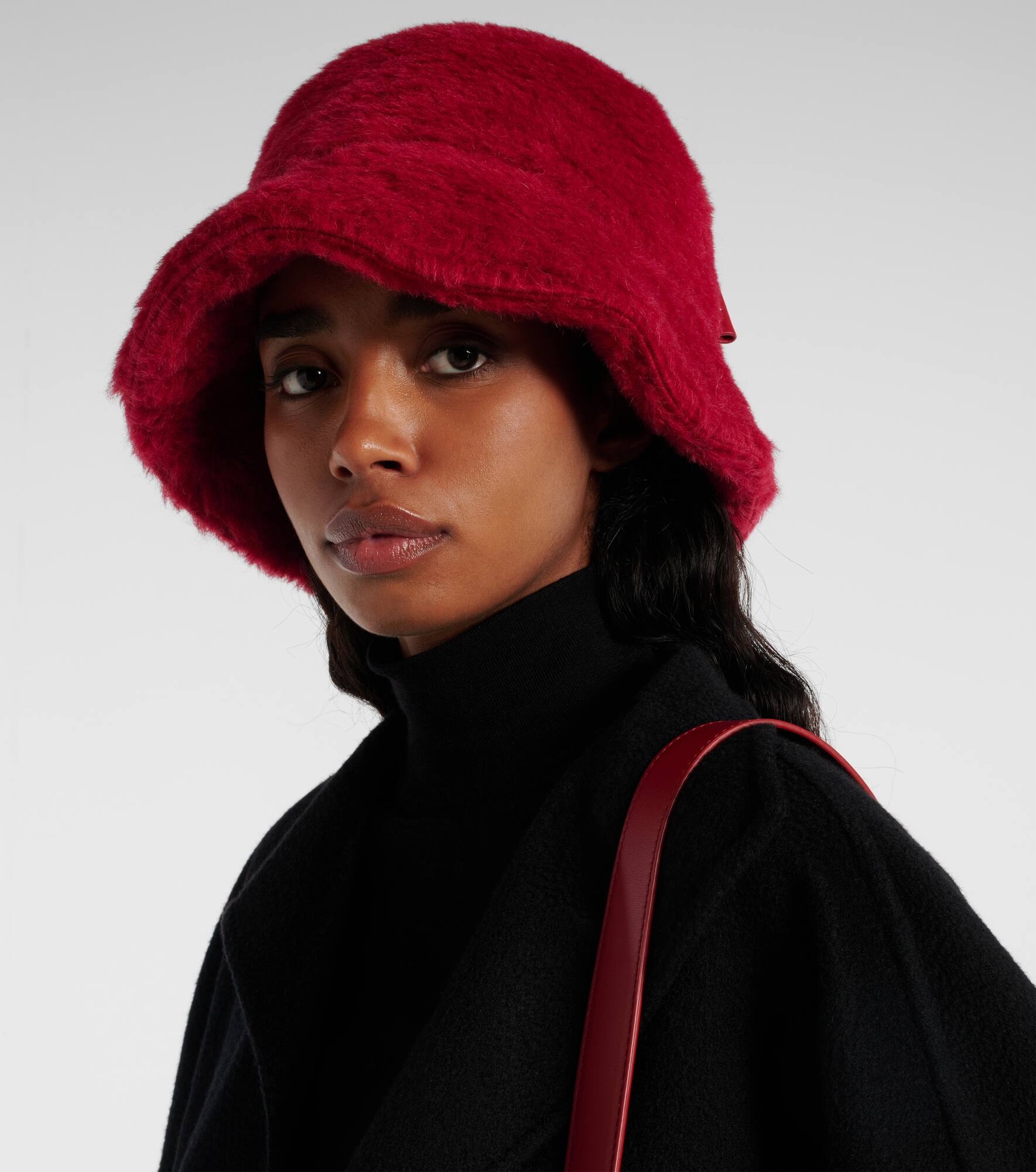 Figura wool and silk teddy bucket hat - 2