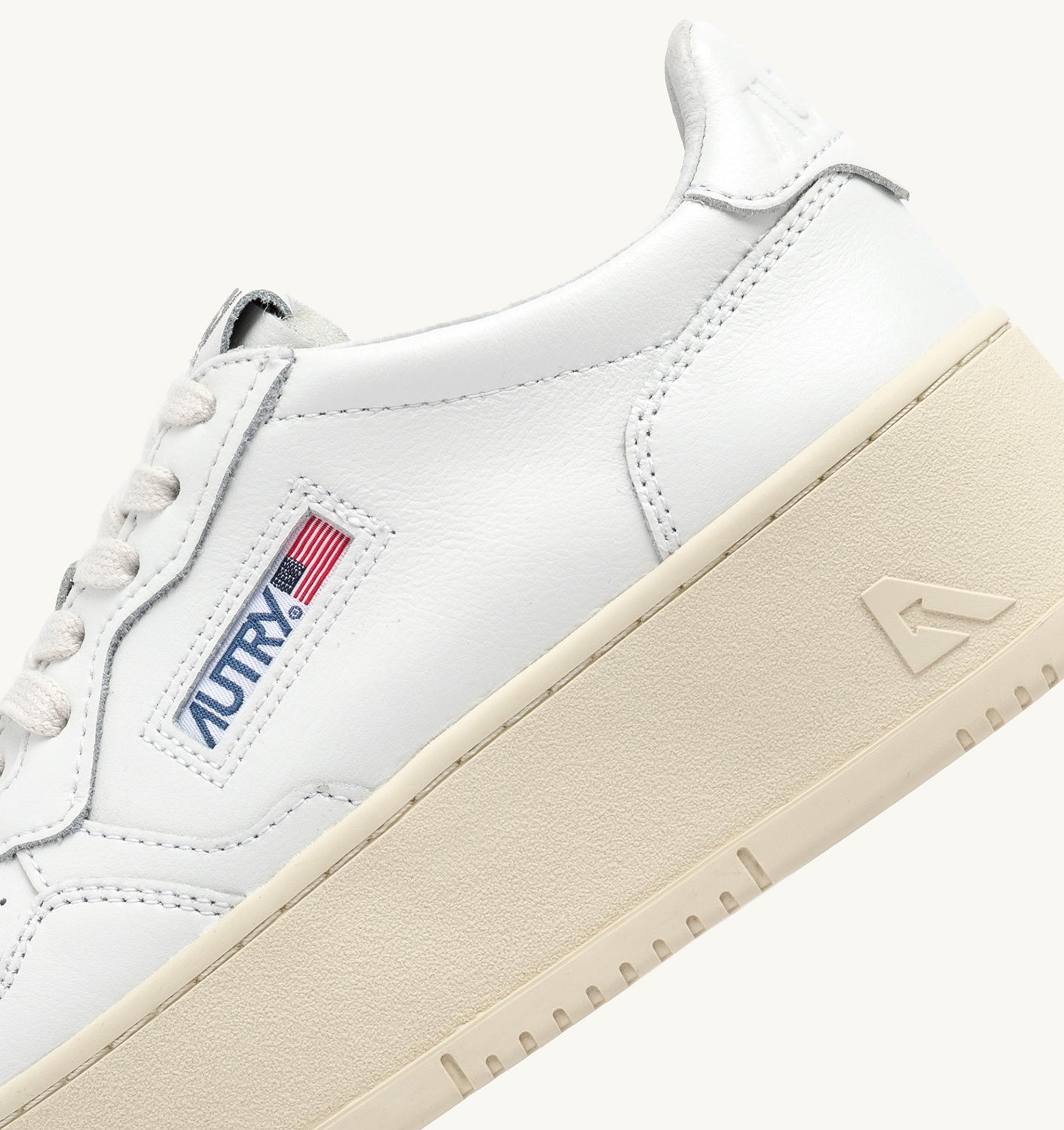 MEDALIST PLATFORM SNEAKERS IN WHITE LEATHER - 6