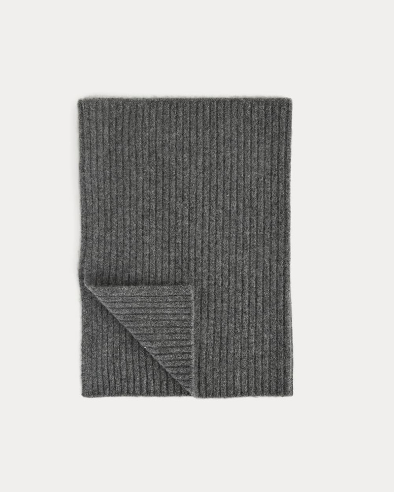 EVERLANE CASHMERE SNOOD outlook