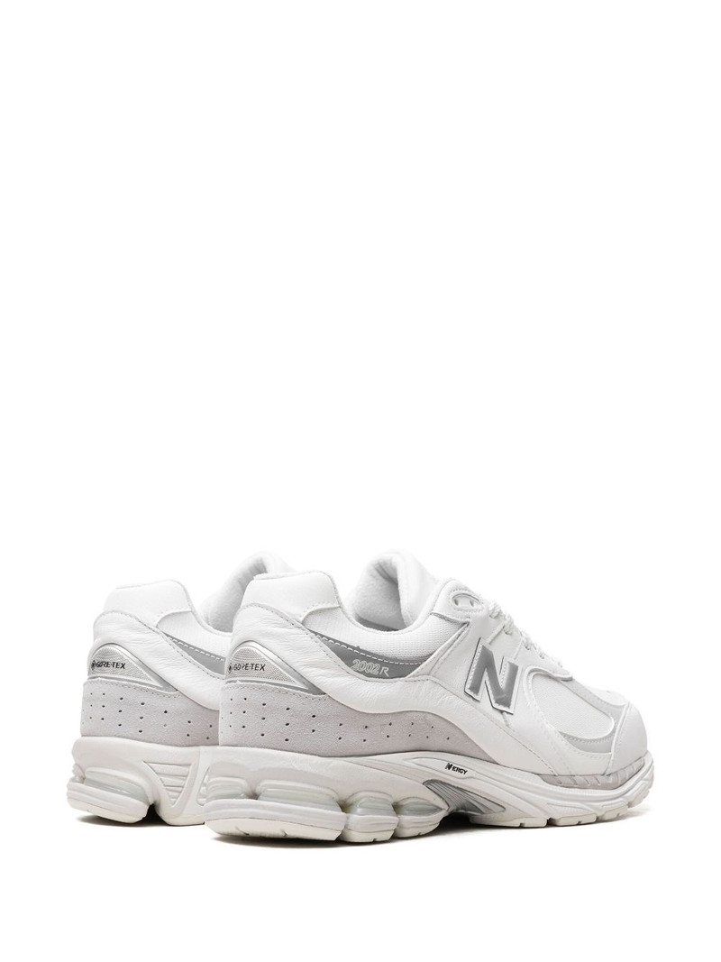 2002RX running sneakers 3
