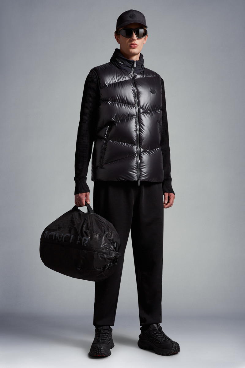Moncler Tago Down Vest outlook