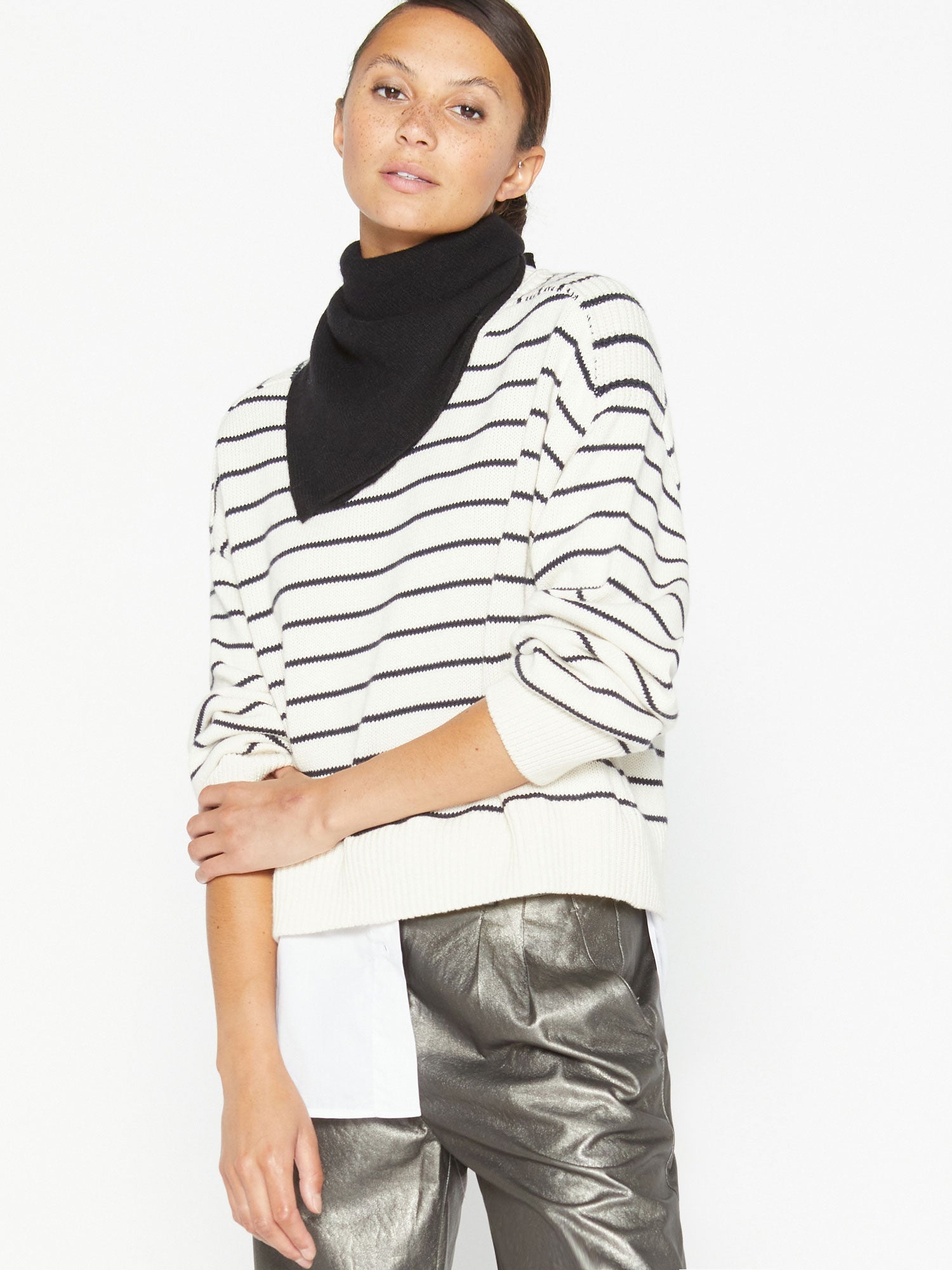 The Cashmere Neck Square - 5