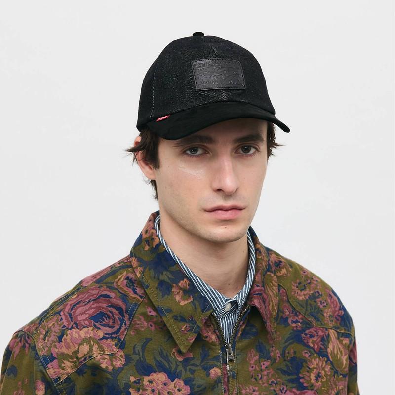 Levi's RELAXED DAD CAP outlook